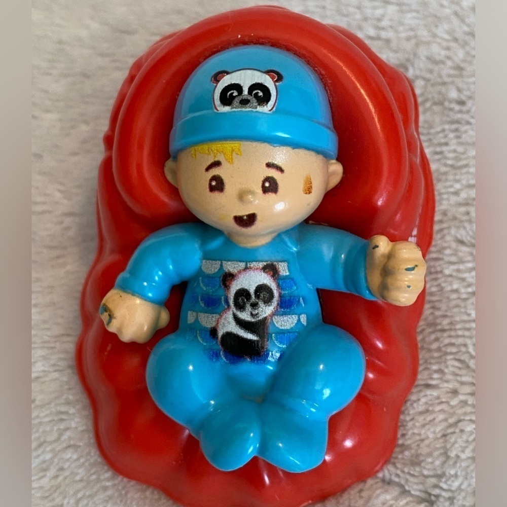 Lot of 2 Fisher-Price Little People Big Helpers Family Replacement Babies 2.5” - Picture 11 of 14